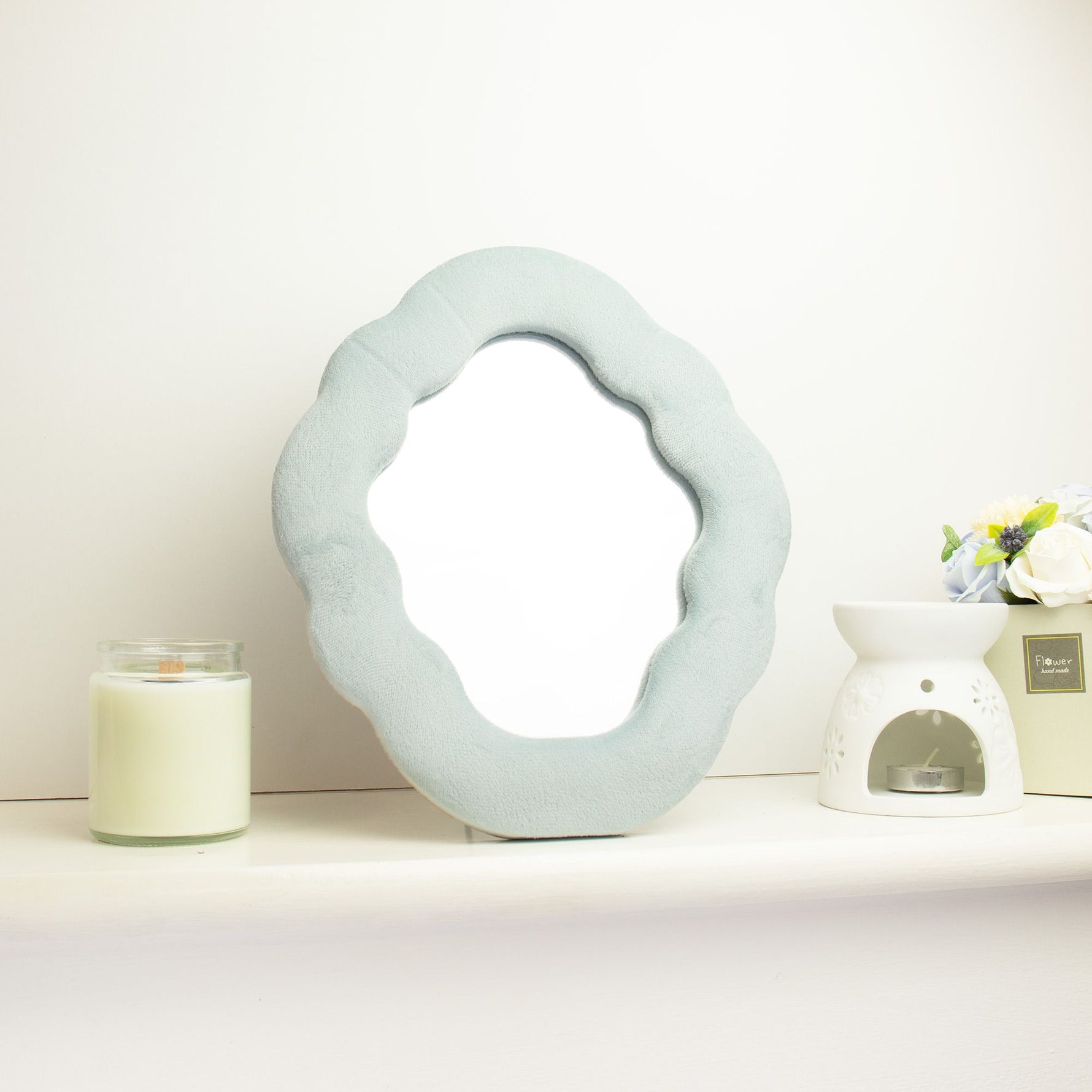 Soft Squiggly Mirror – Cloud – Cloud Blue (28x24x2.3cm)