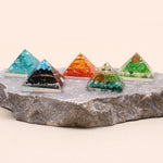 Sm Orgonite Pyramid 25mm Gemchips and Copper (assorted colours/designs)