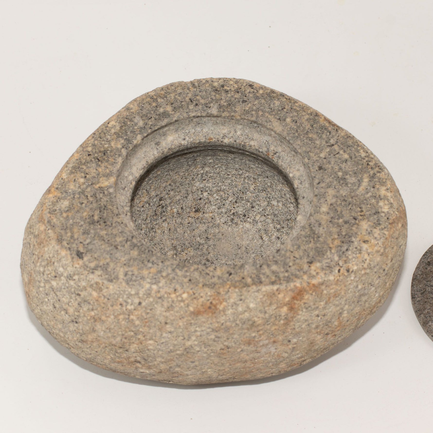 Natural Riverstone Grounding Pot - Large (aprox 15x12cm)