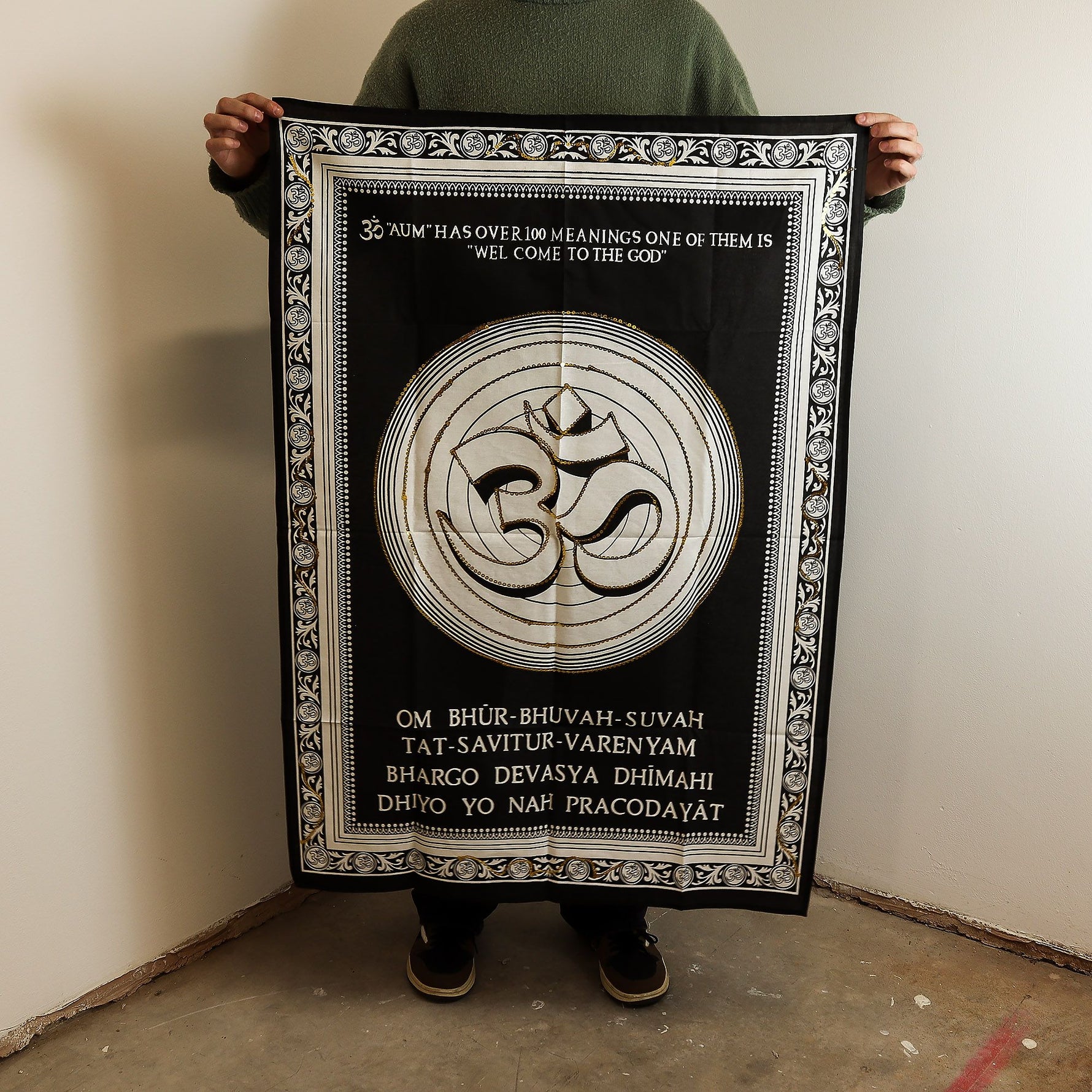 Cotton Wall Art (70x110cm) - Om - Welcome to the God